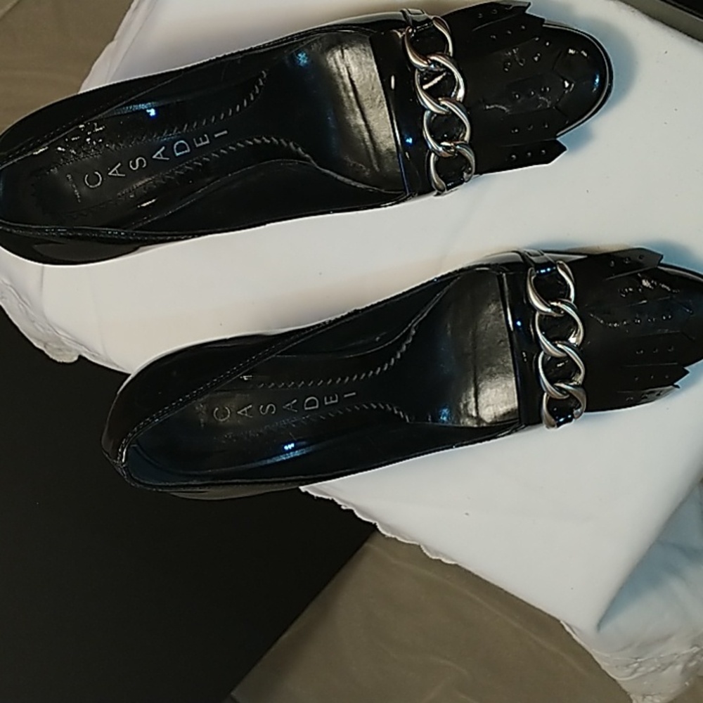 Casadei Black Leather Pumps, SZ 10 (they run 1 to 1 & 1/2 size smaller) - Picture 6 of 9